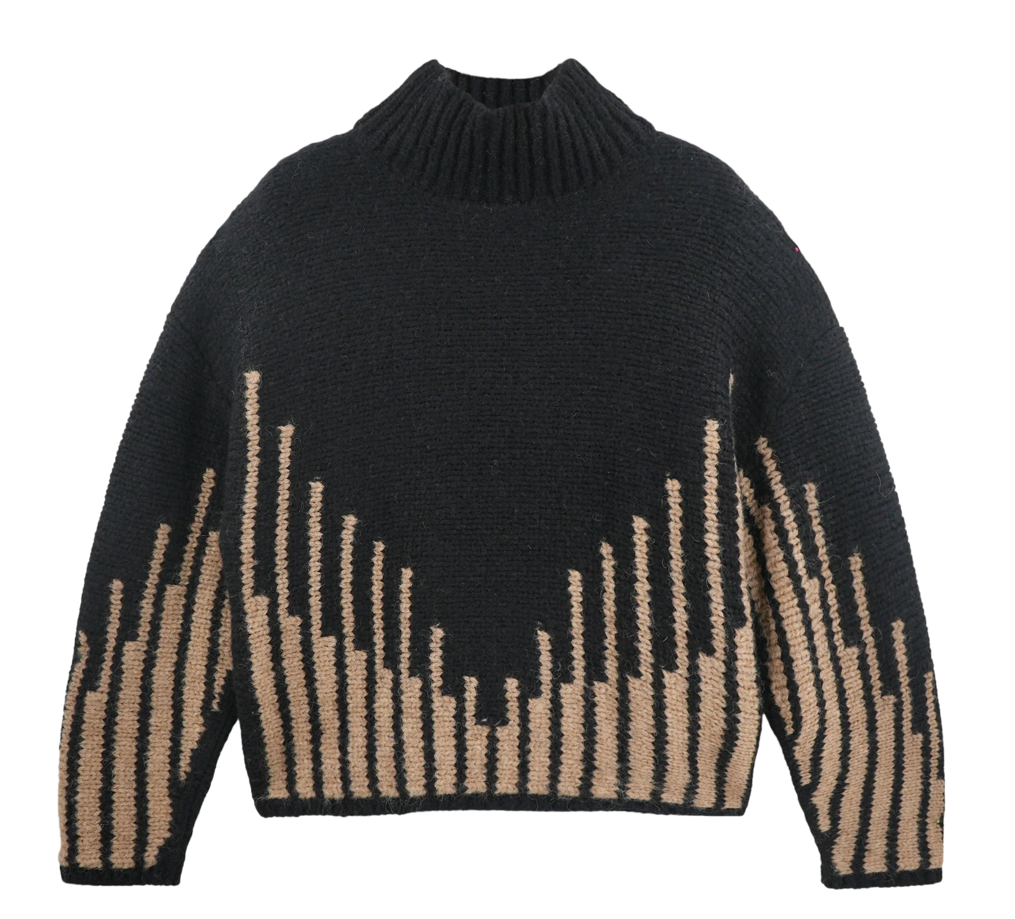 Highland Sweater in Black Ridge - Image 7