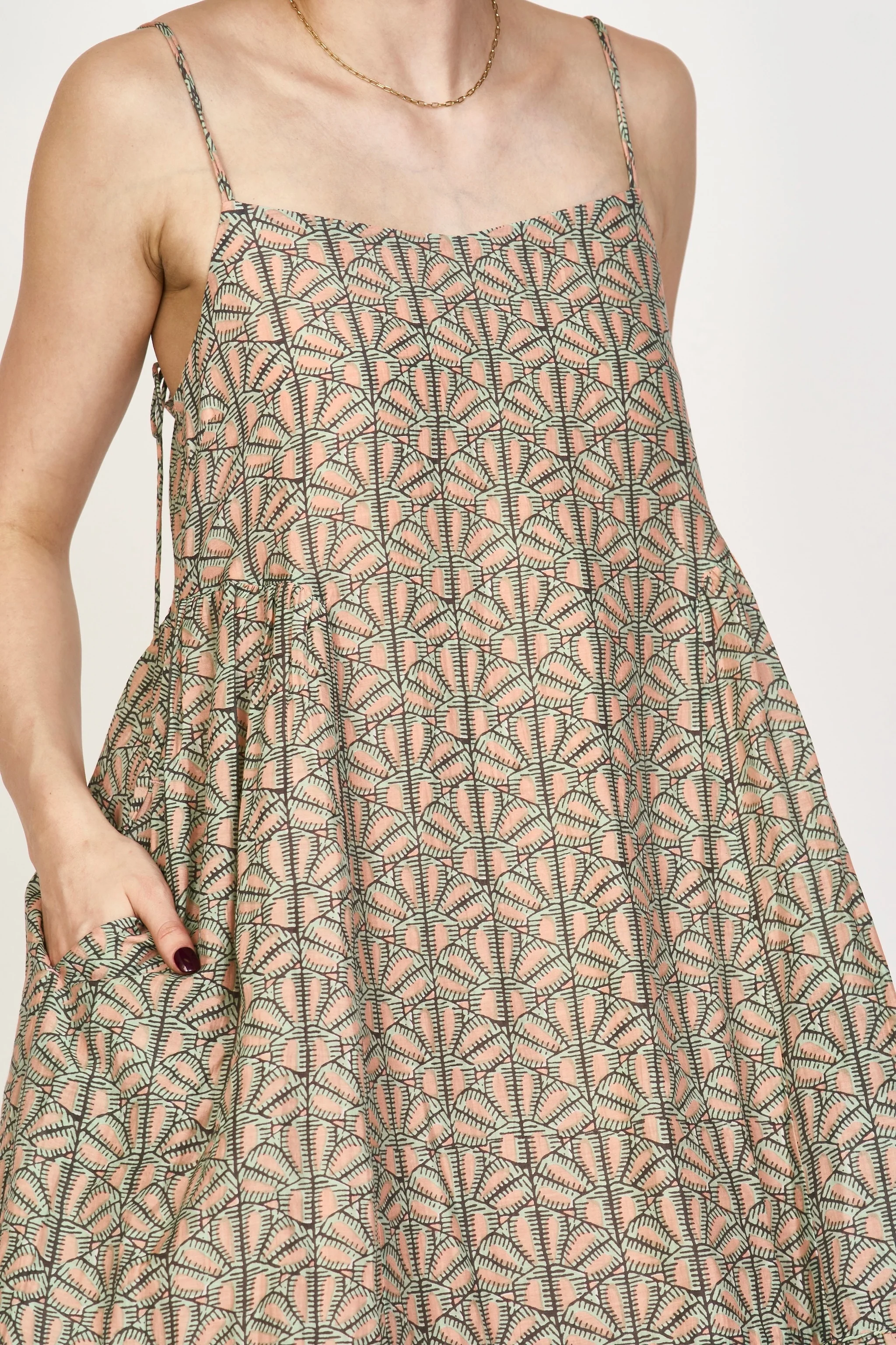 Clemente Dress in Trellis in Petal - Image 4