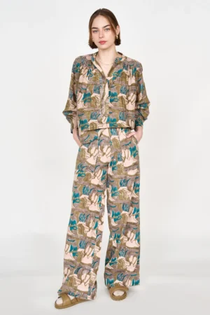 Florence Blouse in Moss Reef Print