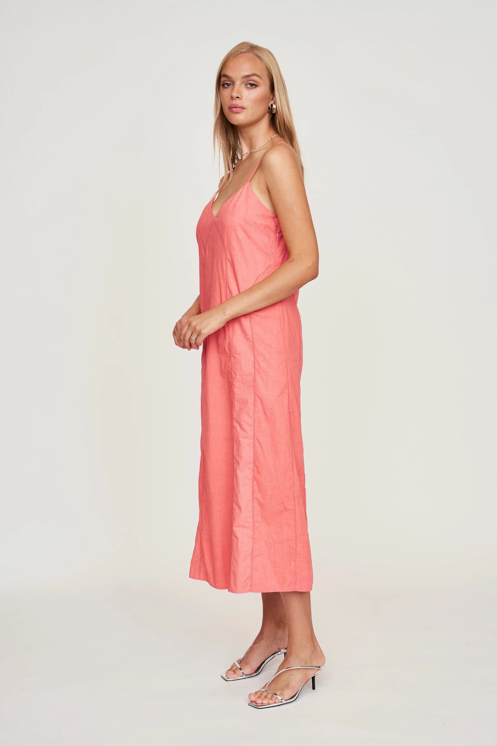 Como Dress in Coral - Image 5